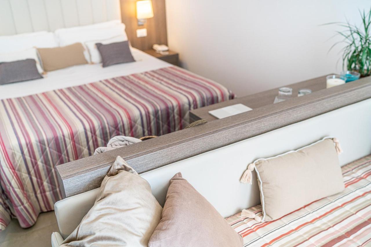 Hotel Karinzia Каорле Экстерьер фото